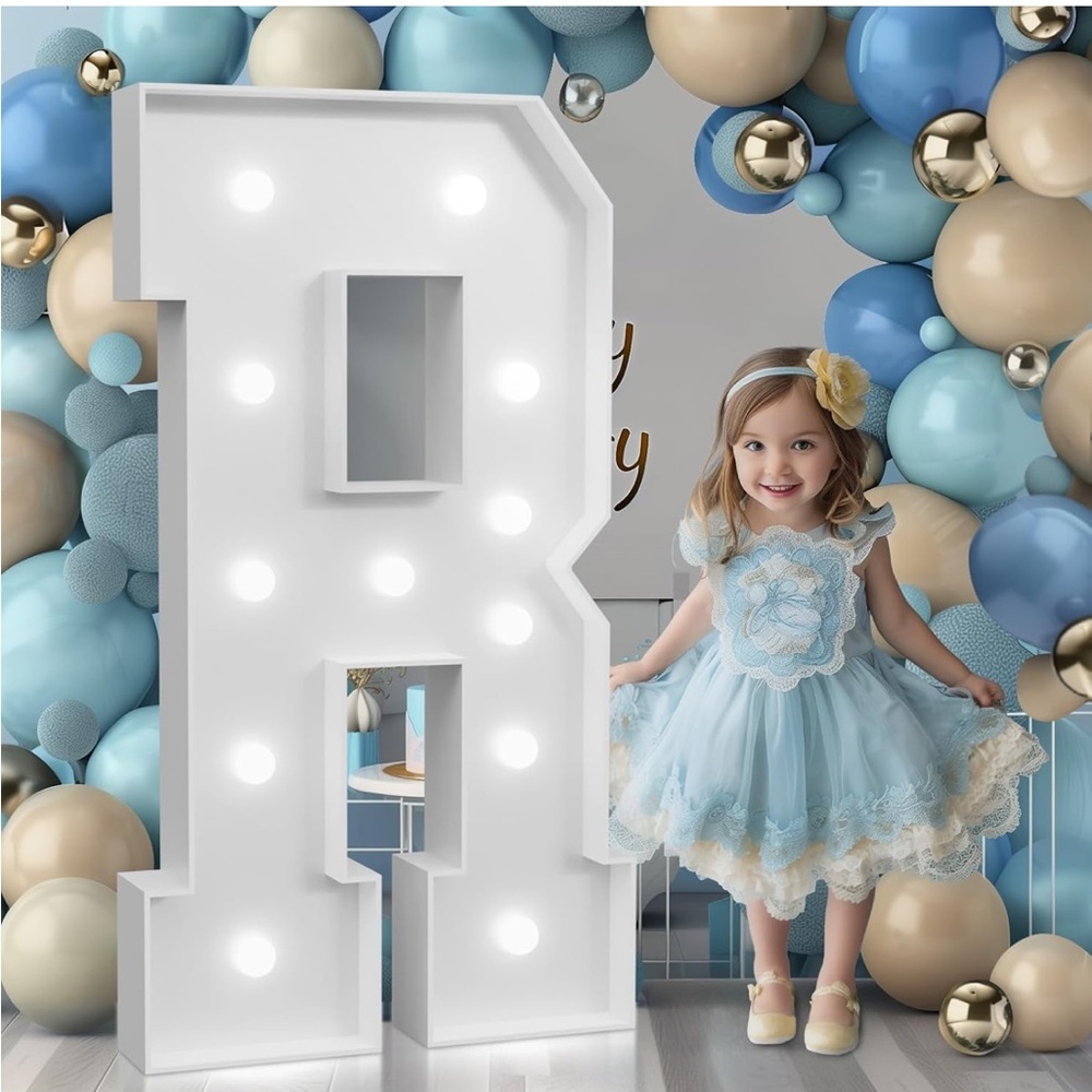 Cool Light Marquee Light Up Letters R,